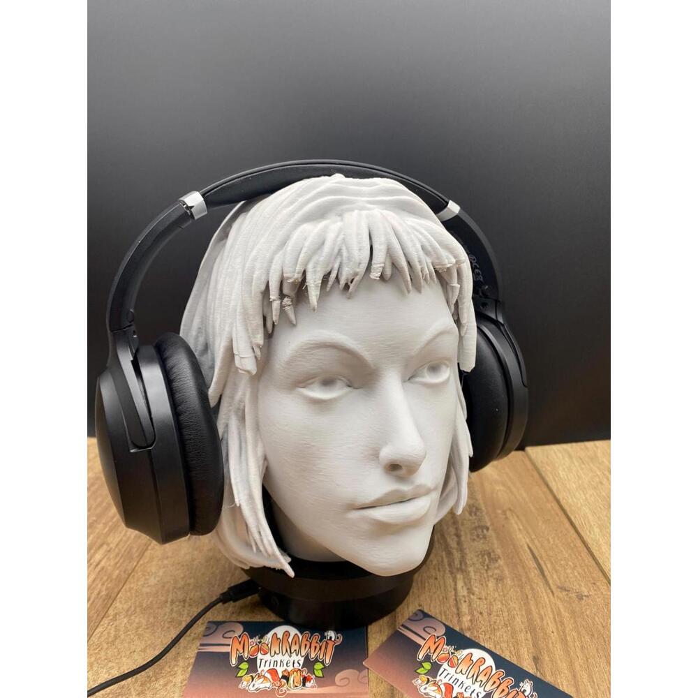 Leeloo 5th Element Headphone Stand - Gaming Heasdset Holder - Office Decoration